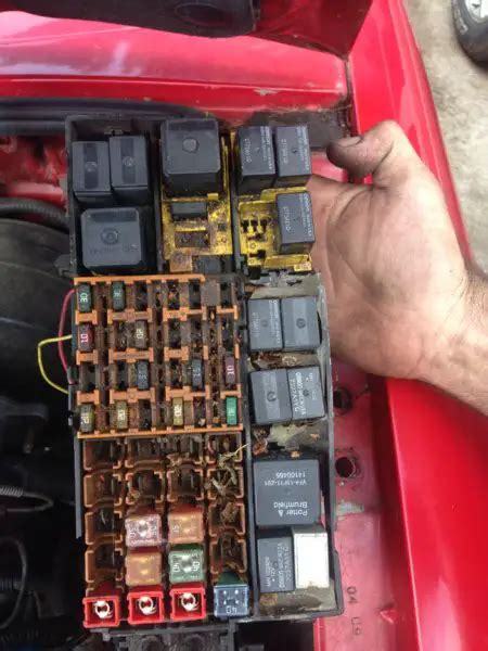 2001 ford ranger 2wd battery junction box|2001 ranger battery junction.